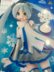 Sega Luminasta Vocaloid Hatsune Miku Snow Miku Skytown Prize Figure (In-stock)