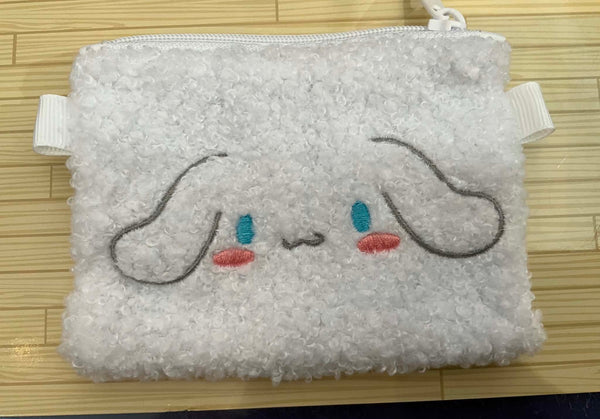 Sanrio Characters Cinnamoroll Furry Zipper Small Pouch (In-stock)