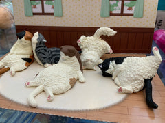 Lazy Sleeping Cats Figure 5 Pieces Set (In-stock)