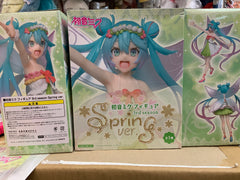 Taito Hatsune Miku 3rd Season Prize Figure Spring ver. (In-stock)